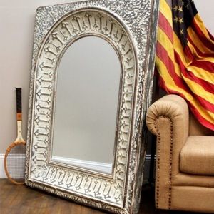 ‼️ SOLD ‼️ Foreside Home and Garden Arched Mirror